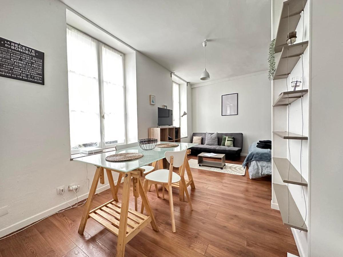 Studio Green Velvet Apartment Laon Exterior photo